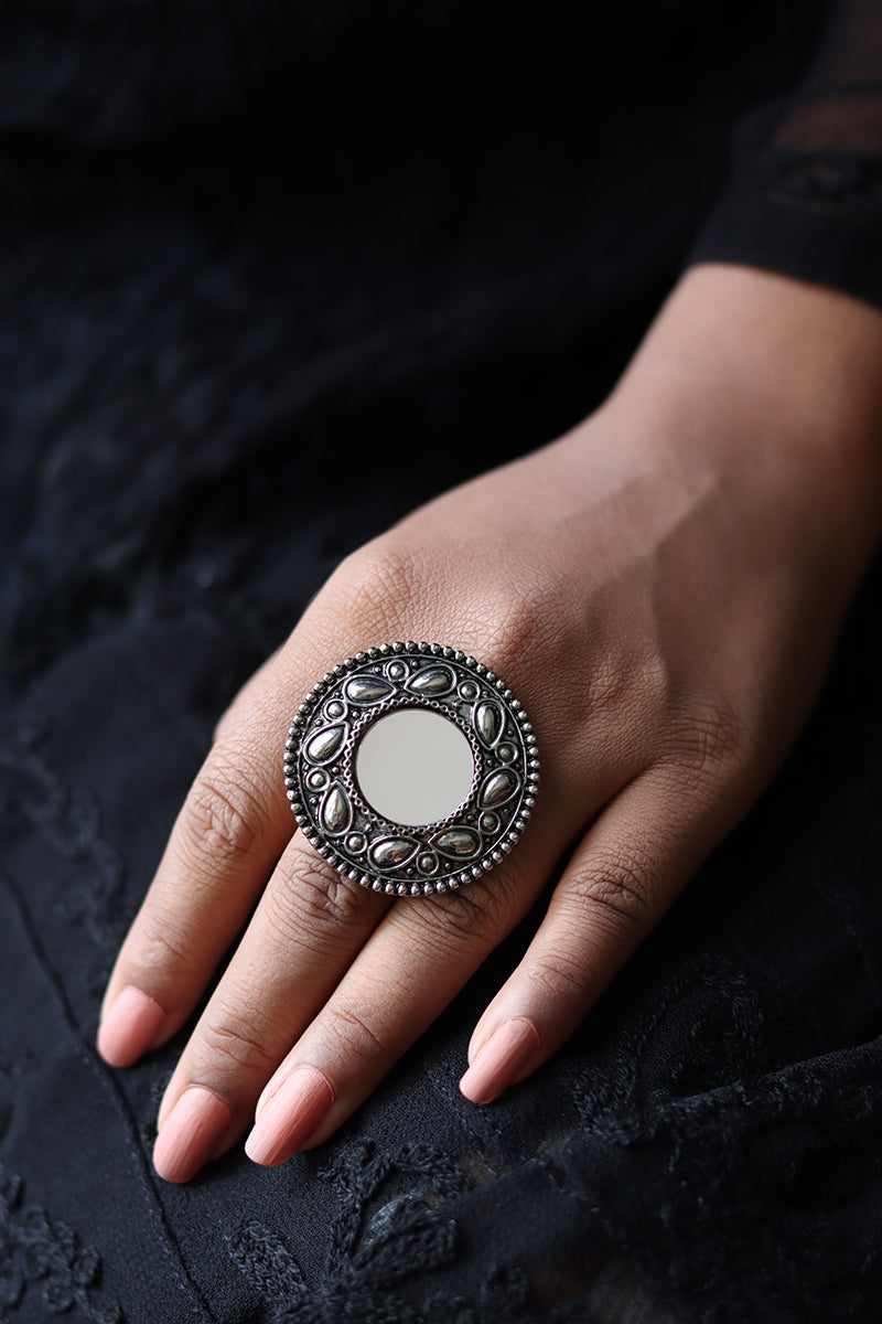 Opal Adjustable Oxidised Ring Joyero Nes